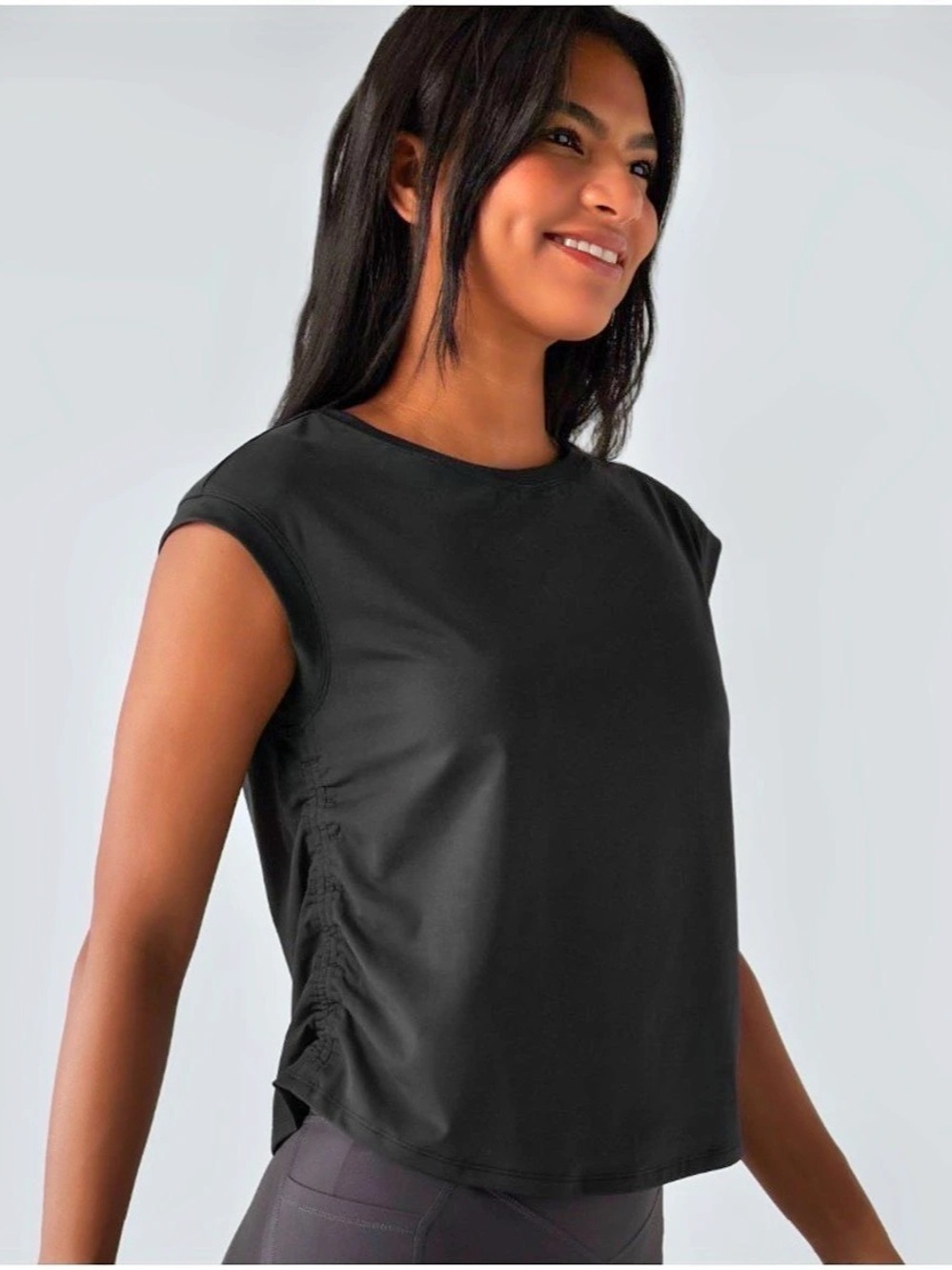 Vuori Short Sleeve Ruched Top in Black NWT